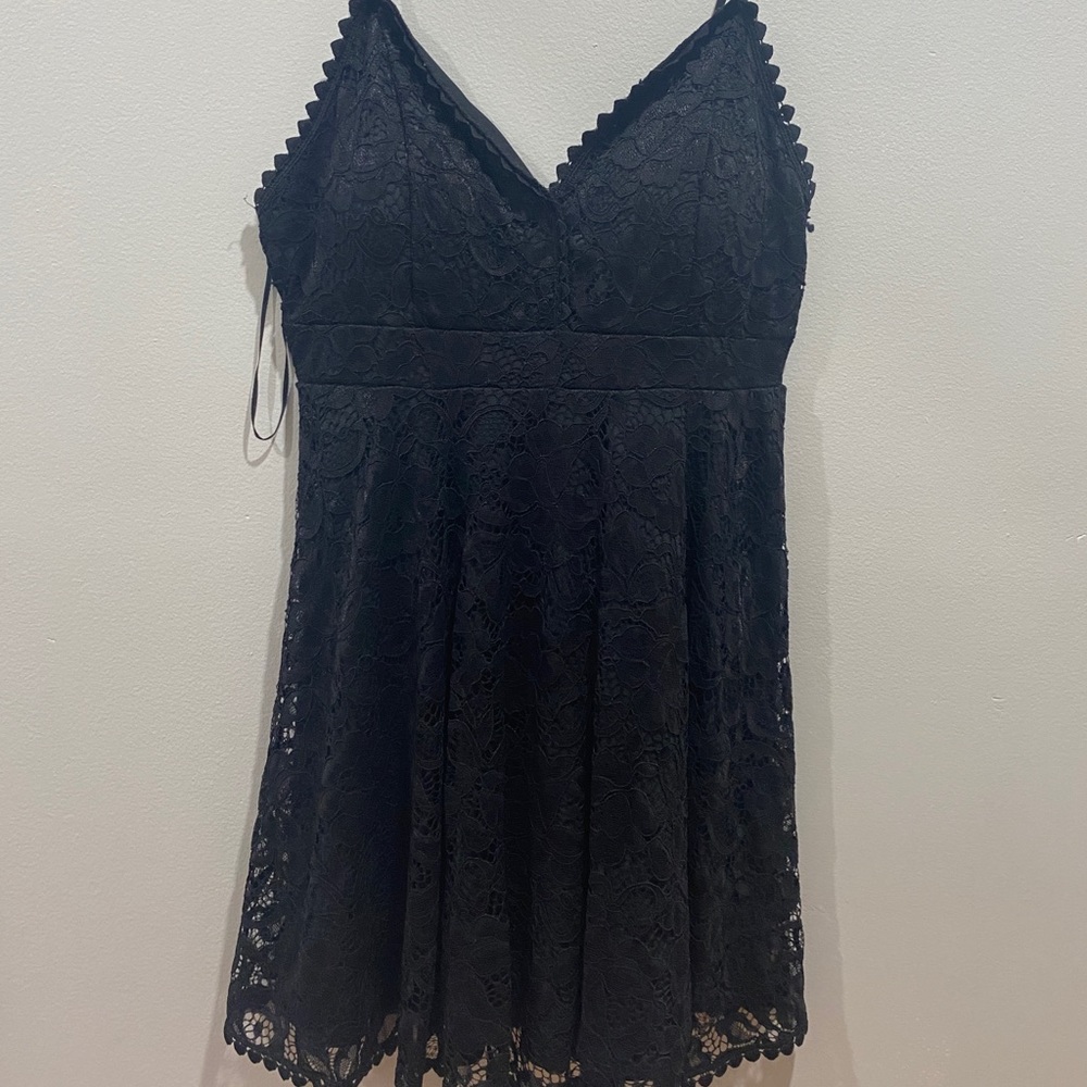 mini lace black dress